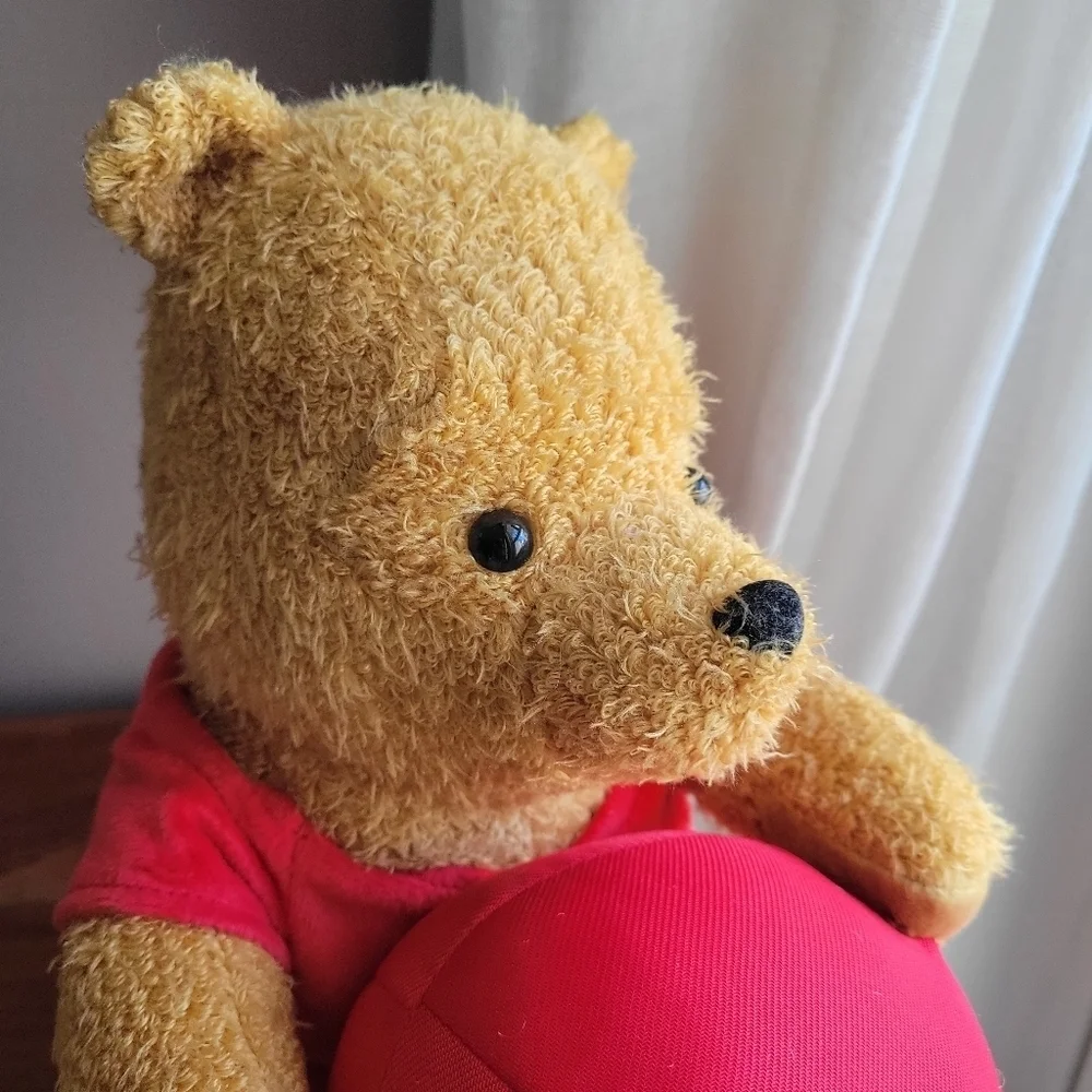 Adorable! Disney Winnie-The-Pooh Bear Plush Toy Holding a Red Ball 10.5